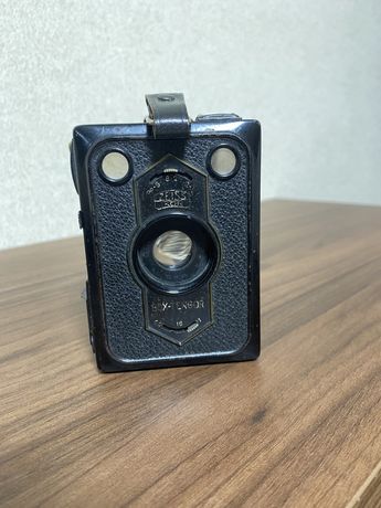 Фотоаппарат Zeiss ikon box-tengor