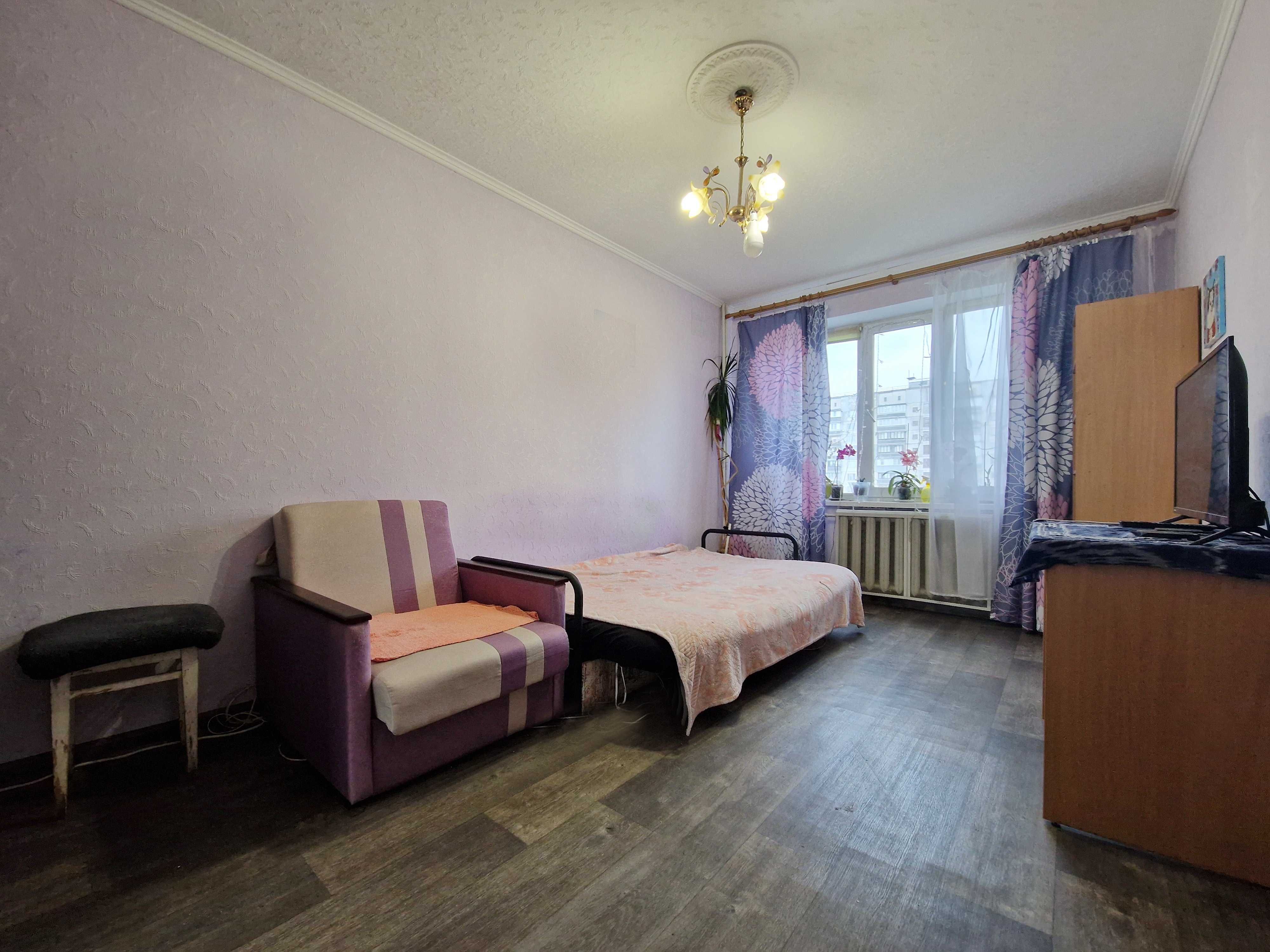 3к квартира на Куліша 15, Лівобережна