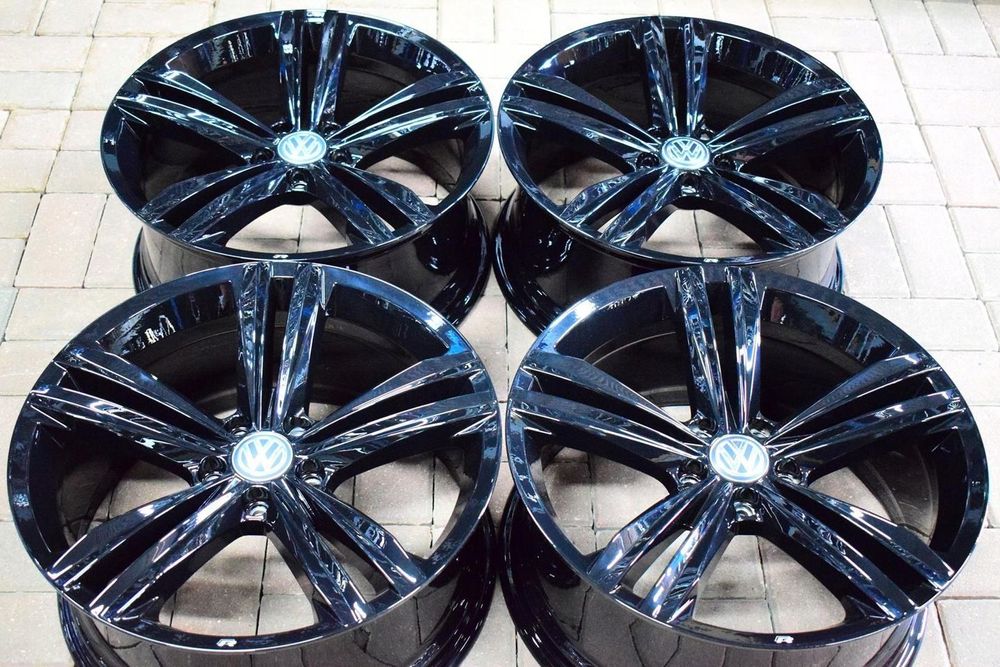 VW 19 ,,R-Line Tiguan II Passat 5NA Jak Nowe