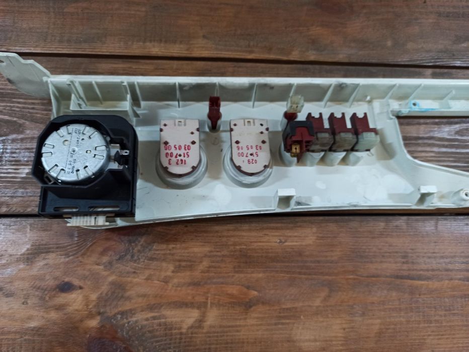 Запчасти для машинки INDESIT  WS 84 TX EX