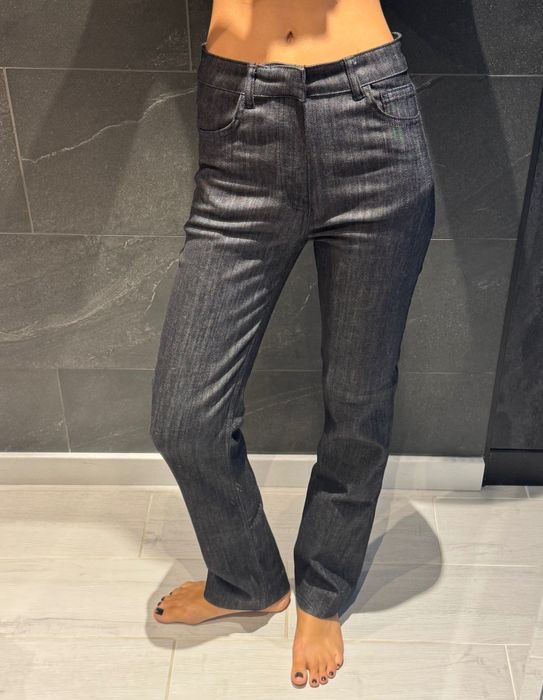 джинси      zara