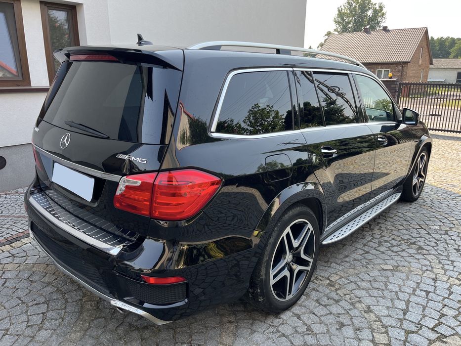 Mercedes-Benz GL 500 AMG 4MATIC Designo 2015R 4.7L 435KM