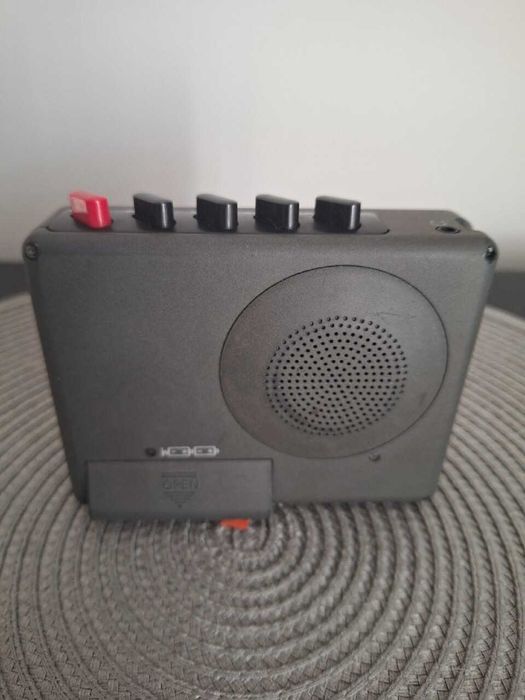 Walkman Grundig BB 390 z nagrywaniem