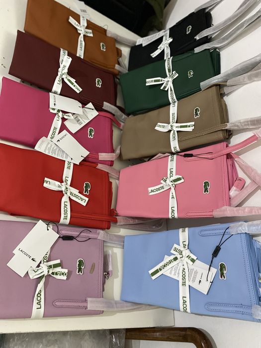 Malas disponiveis, envio por CTT