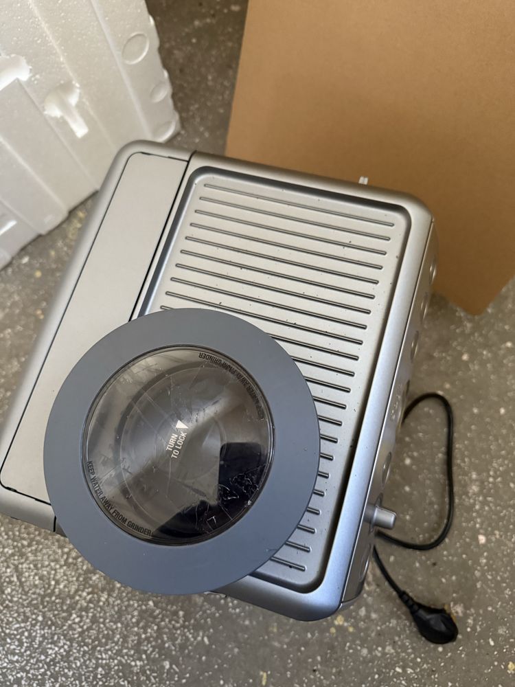 Ekspres Sage Barista Express