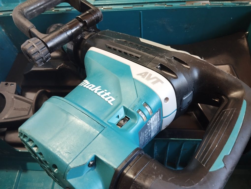 Makita HR4013C AVT młot udarowy obrotowy wiercenie kucie SDS max mocna