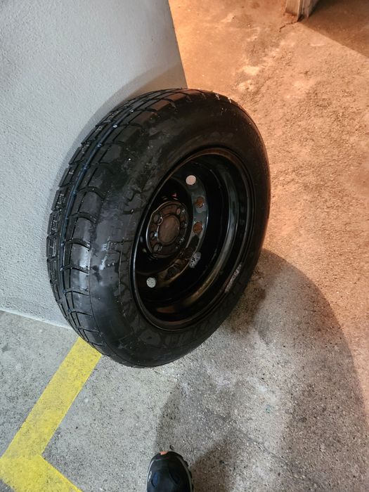 pneu suplente novo