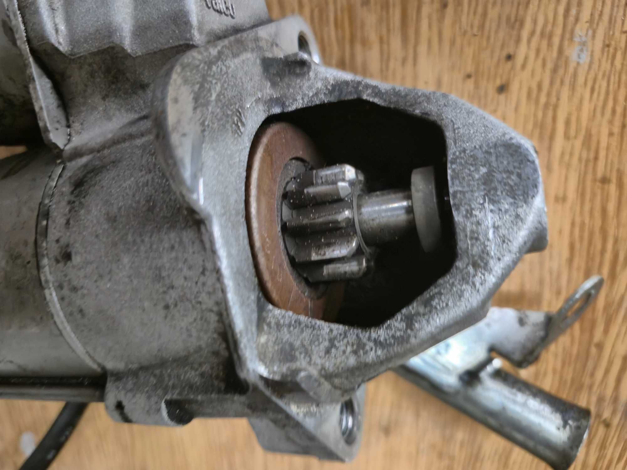 Audi a4 b5 1.9tdi ajm 85kw rozrusznik 024E