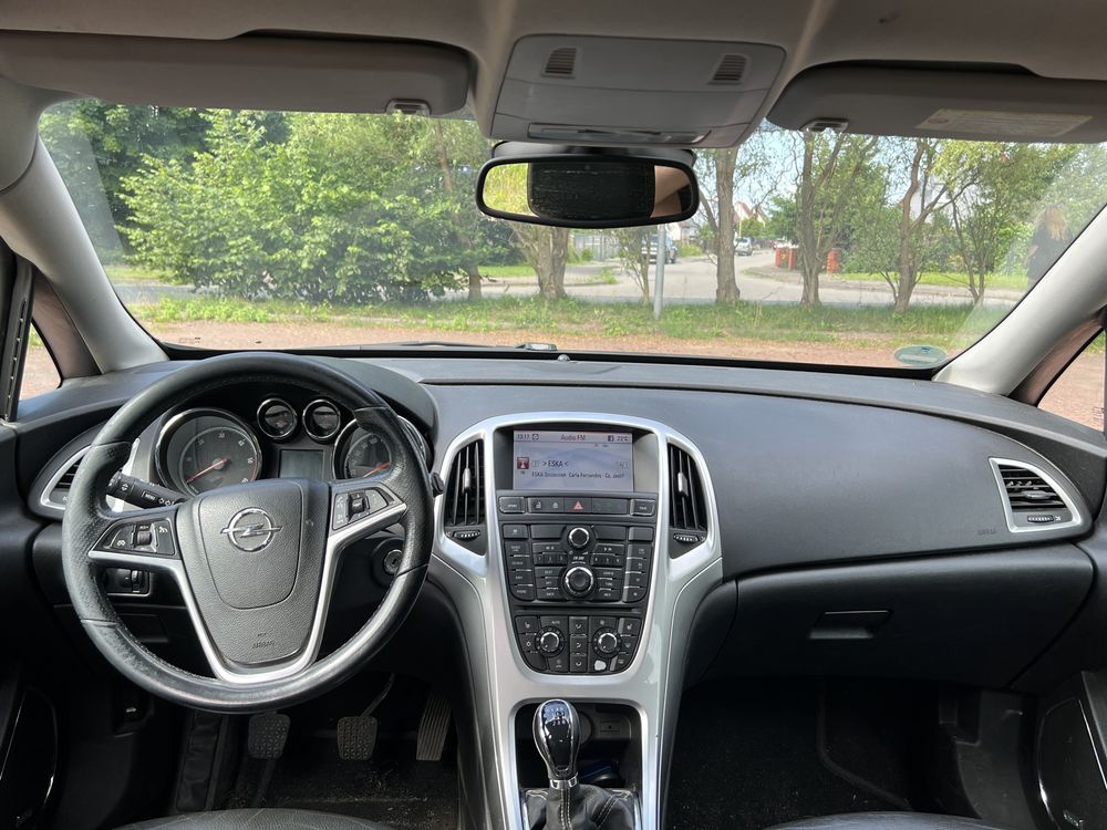 Opel Astra J 2.0 cdti 160 KM