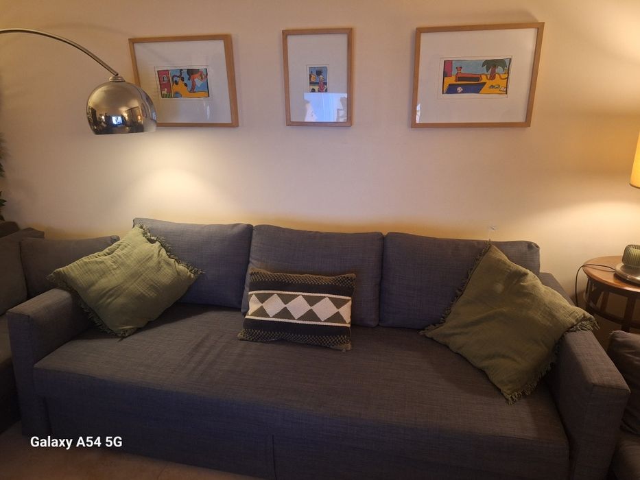 Vende se sofá cama novo