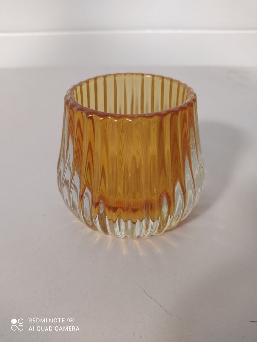 Elegancki świecznik