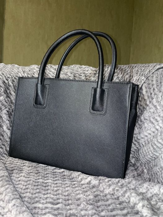 Сумка чорна