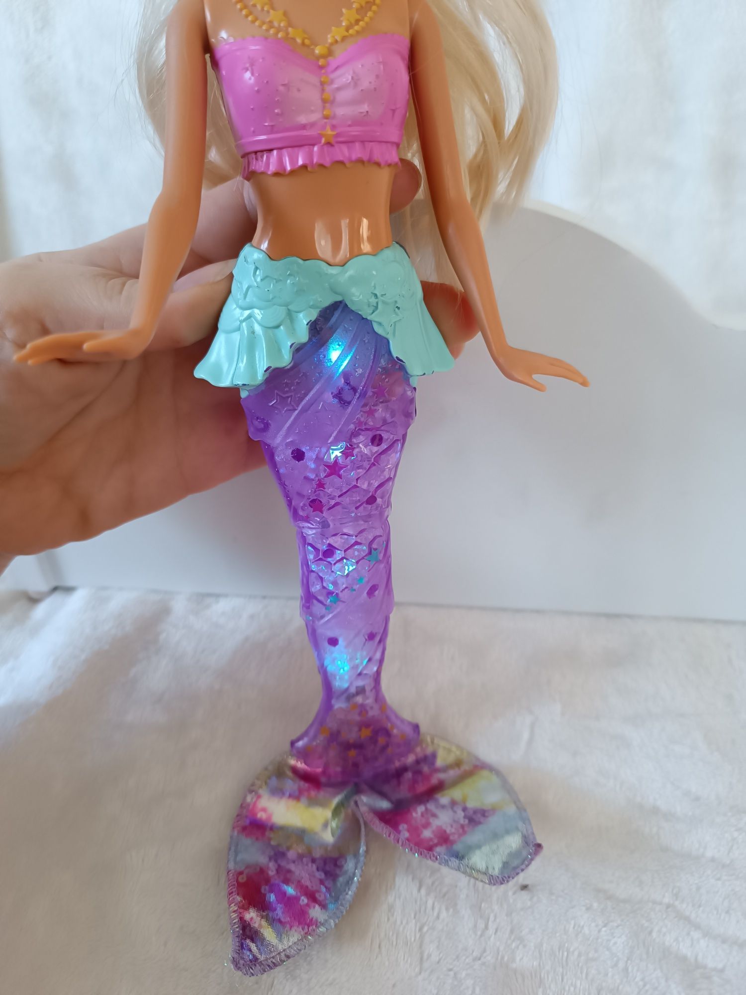 Lalka Barbie Dreamtopia magiczna syrena syrenka Mattel świecący ogon