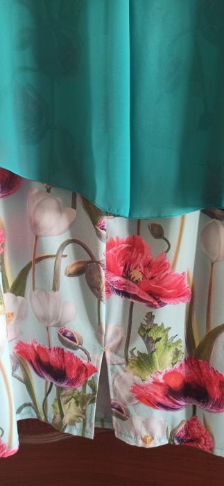 Женское платье нарядное