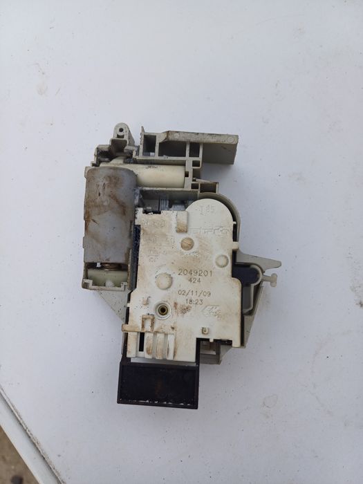 Пральна машинка Арістон AQM8D