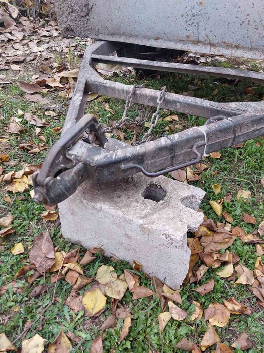 Прицеп автомобільний