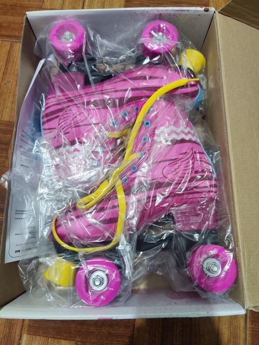 Vendo conjunto patins e kit de proteção !