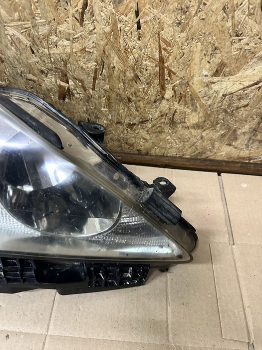 Передня права фара Лексус ІС Lexus IS 220D 2005-2013