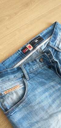 Spodenki szorty jeans  Cropp róż. 34 jak nowe