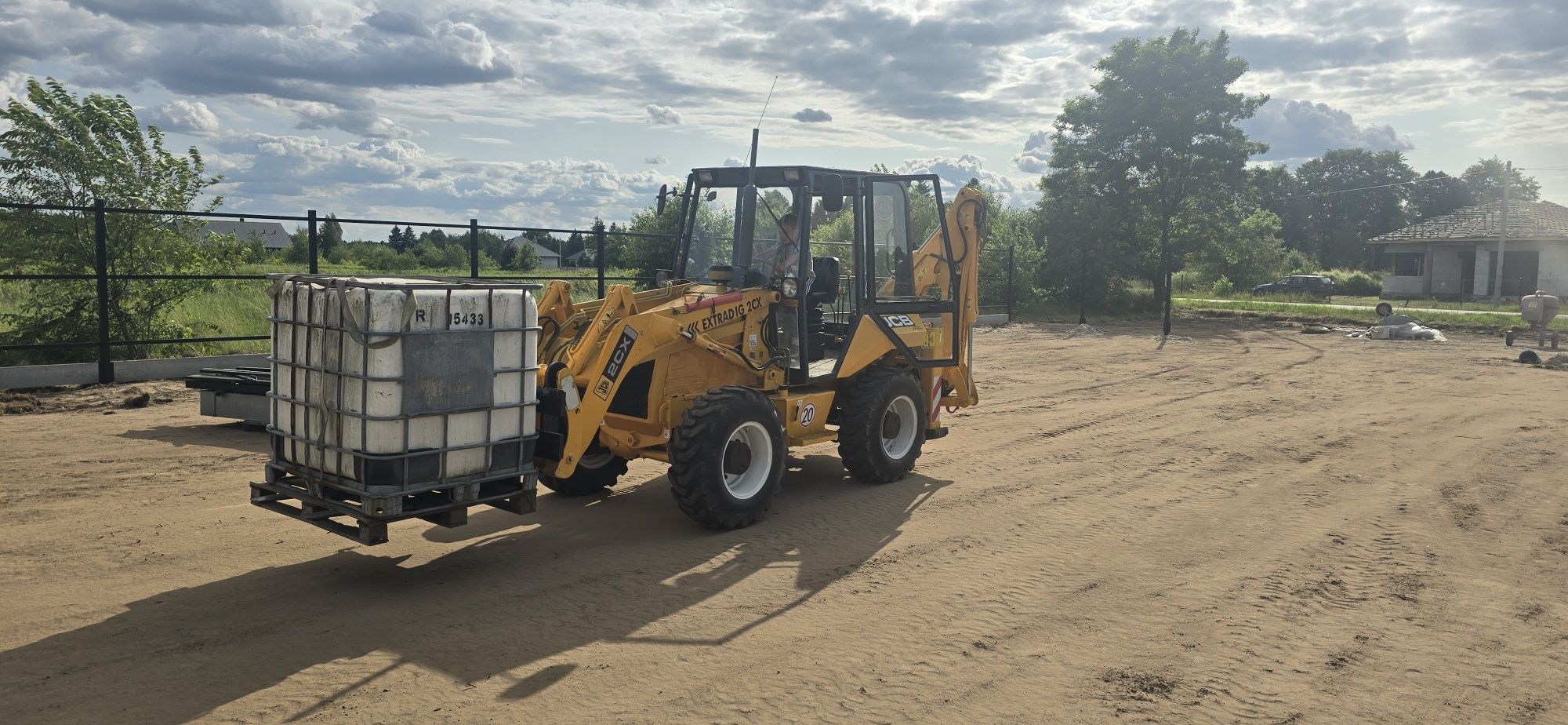 Koparko-ladowarka Jcb 2cx 4x4 2 osie Skrętne Super stan!