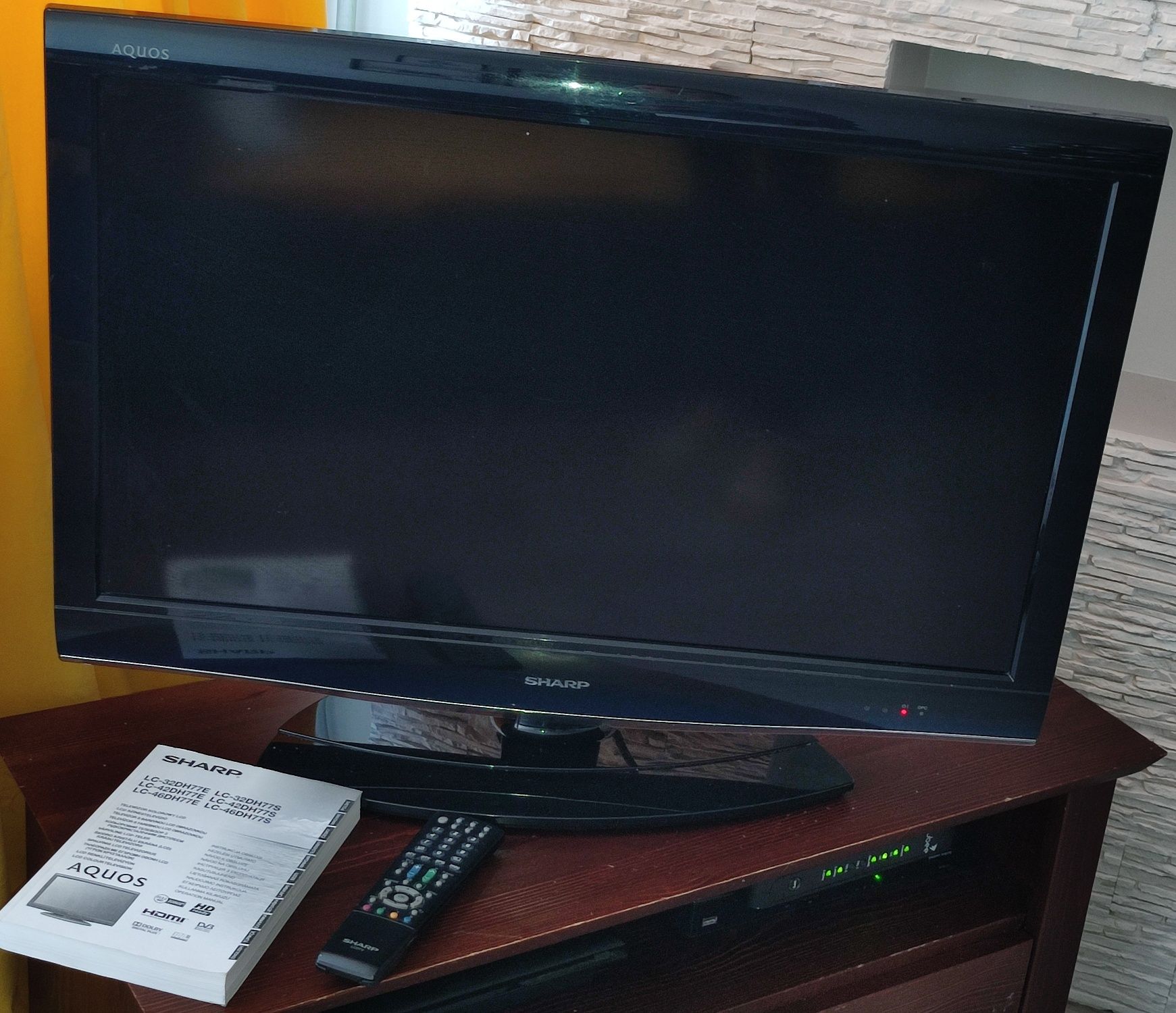 Telewizor SHARP AQUOS LC-32DH77E 32cale