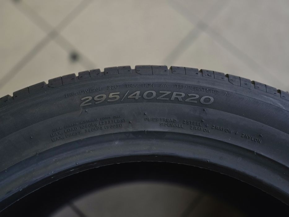 Pneus 295/40 R20