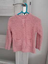 Sweterek kieszonki różowy 110 cm