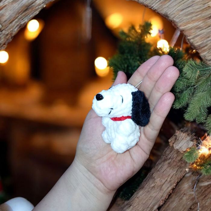 Brelok snoopy na szydełku amigurumi handmade
