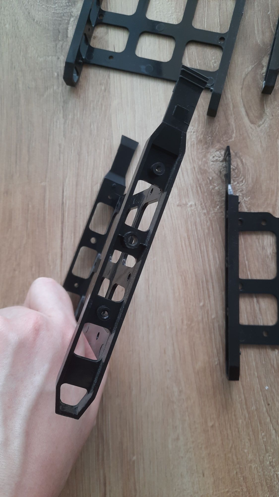 6 kieszeni na dysk HDD 3,5 cała