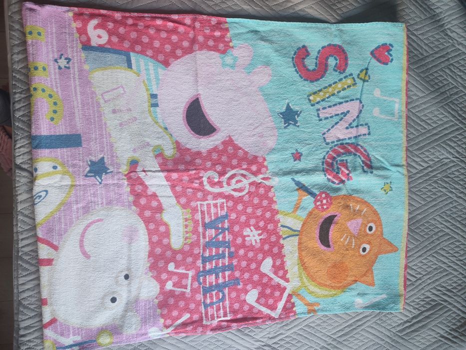 Ręcznik kąpielowy plażowy Świnka Peppa 130x70
