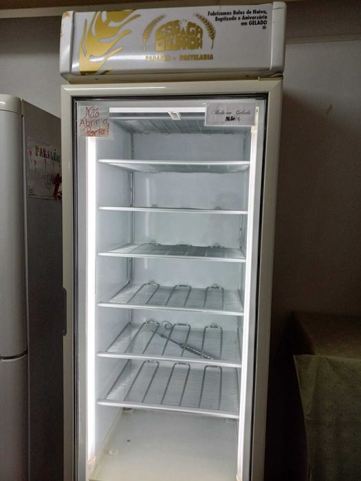 Vitrine congeladora vertical