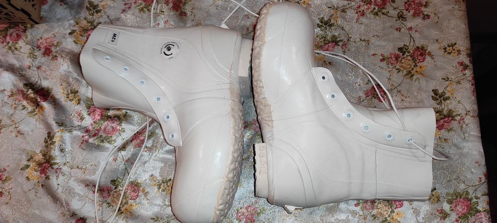 Bata bunny boots