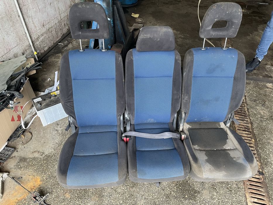 Оригінальні сидіння пежо партнер