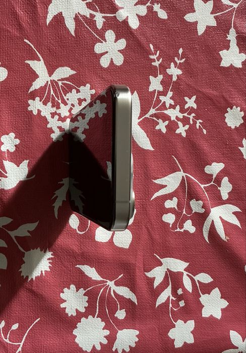 IPhone 15 pro 128 GB