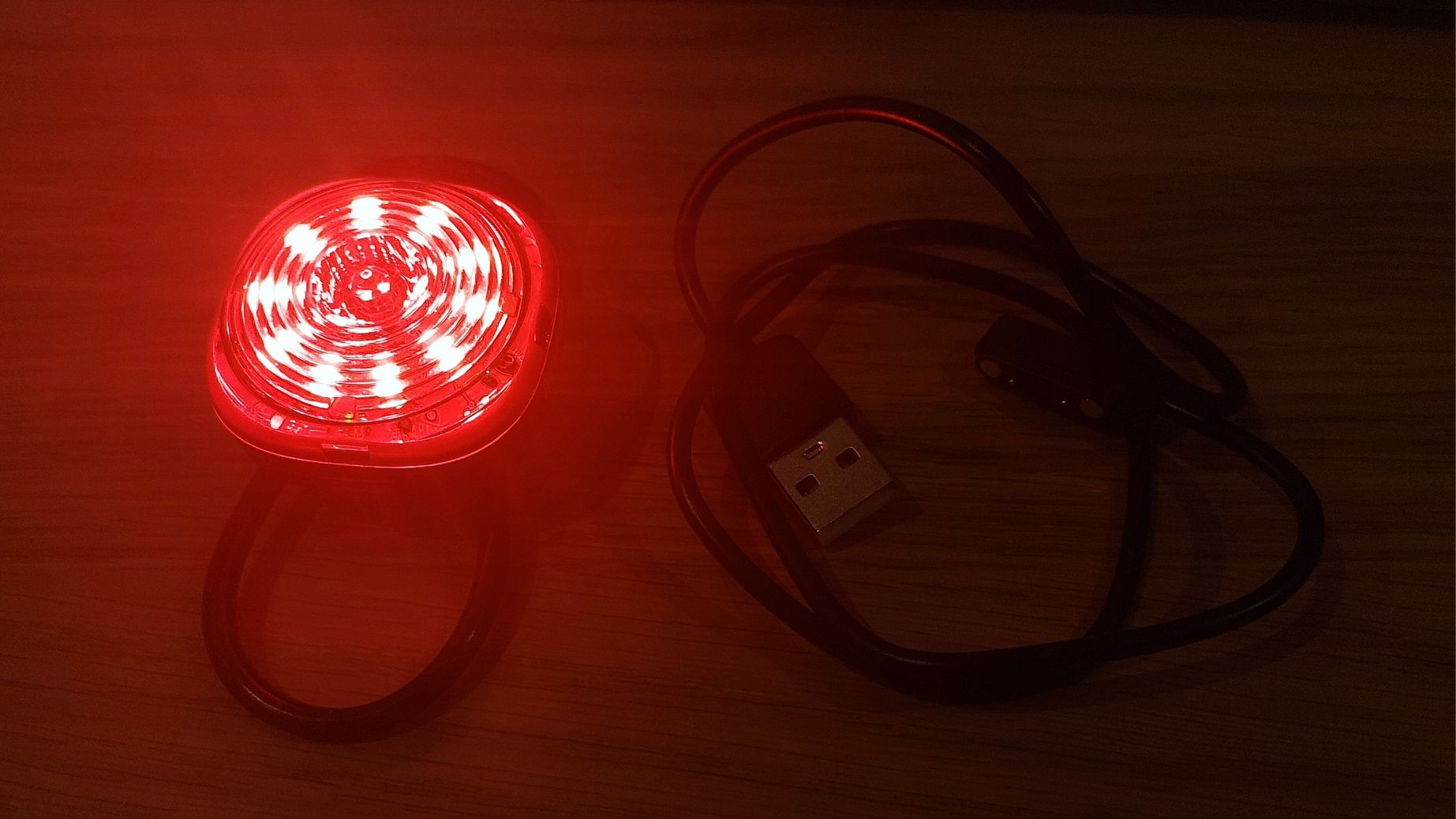 IGPSPORT TL30- Luz traseira para bicicleta