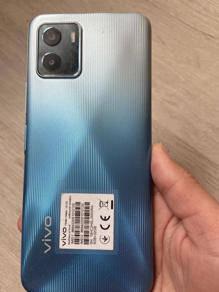 Продам телефон VIVO Y15s