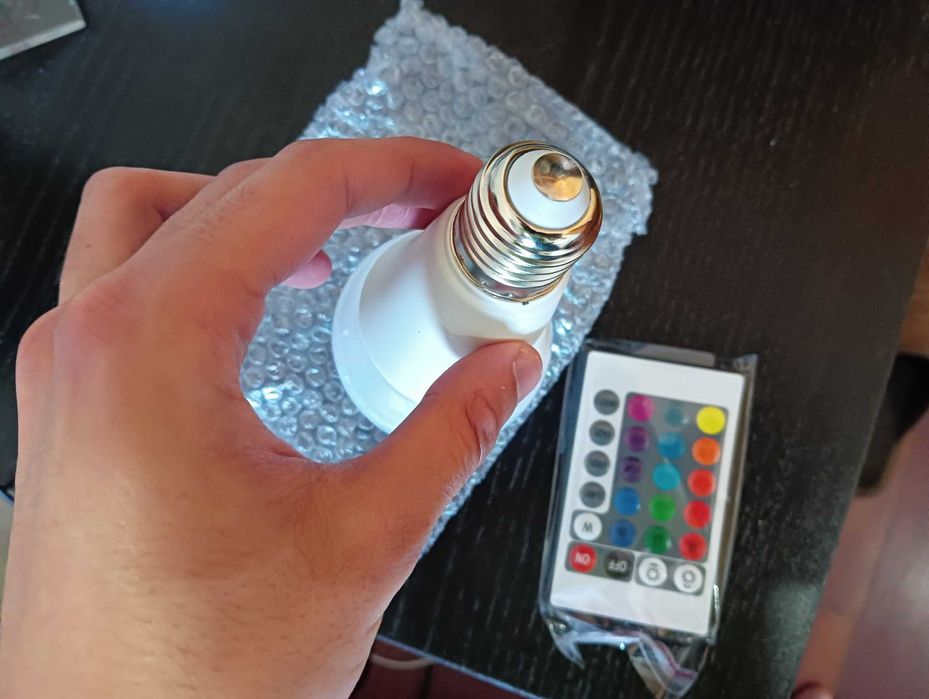 Lâmpada LED em EXCELENTE ESTADO