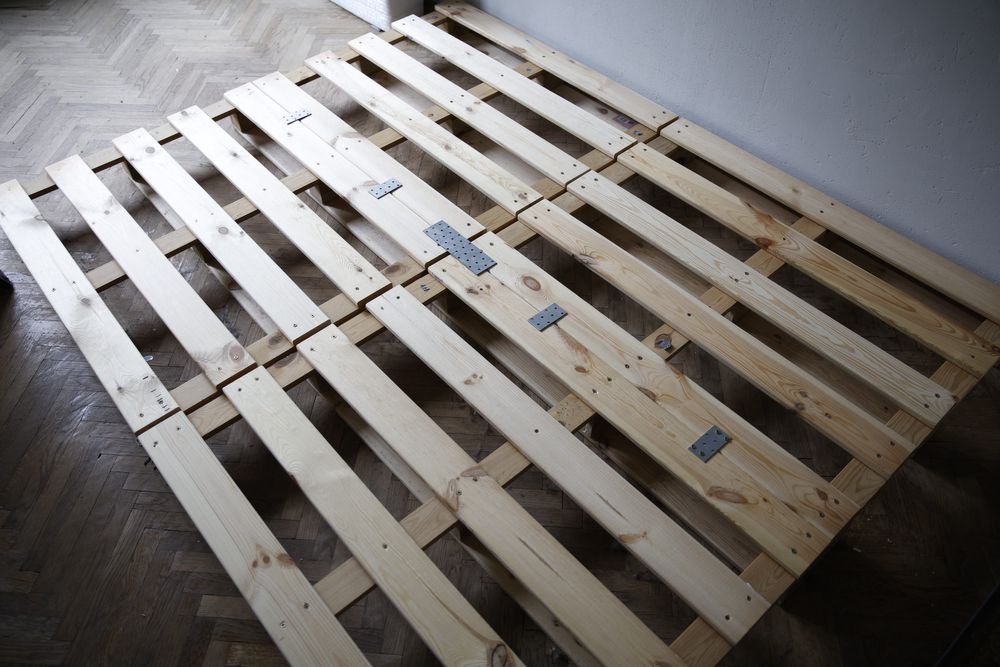 Stelaż z palet pod materac 160x200