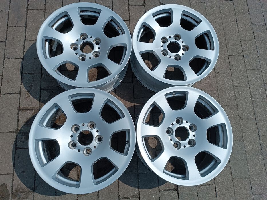 Felgi Alu BMW 5  E60 5x120 ET20 7J16