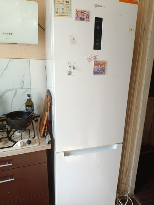 Холодильник индезит рабочий