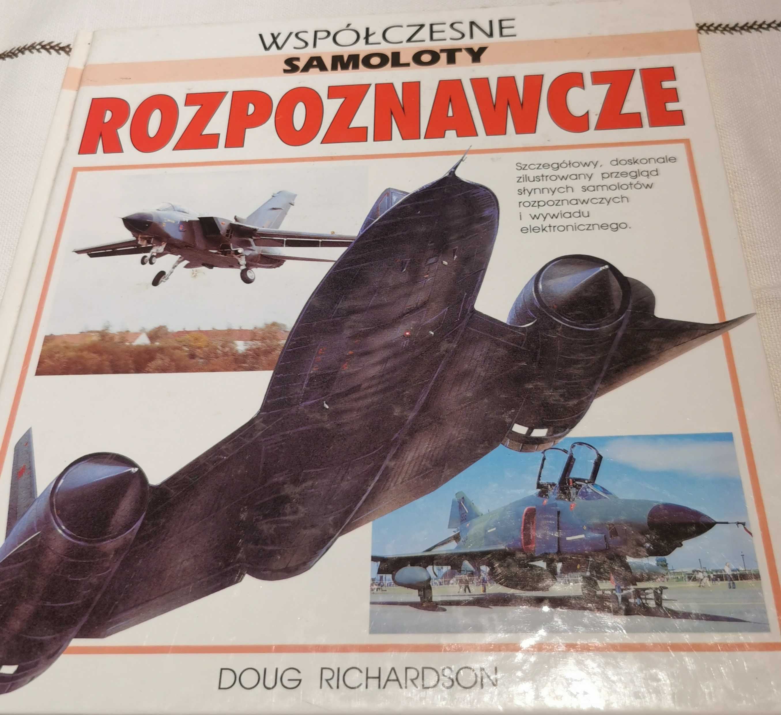 Współczesne samoloty rozpoznawcze, Dough Richardson