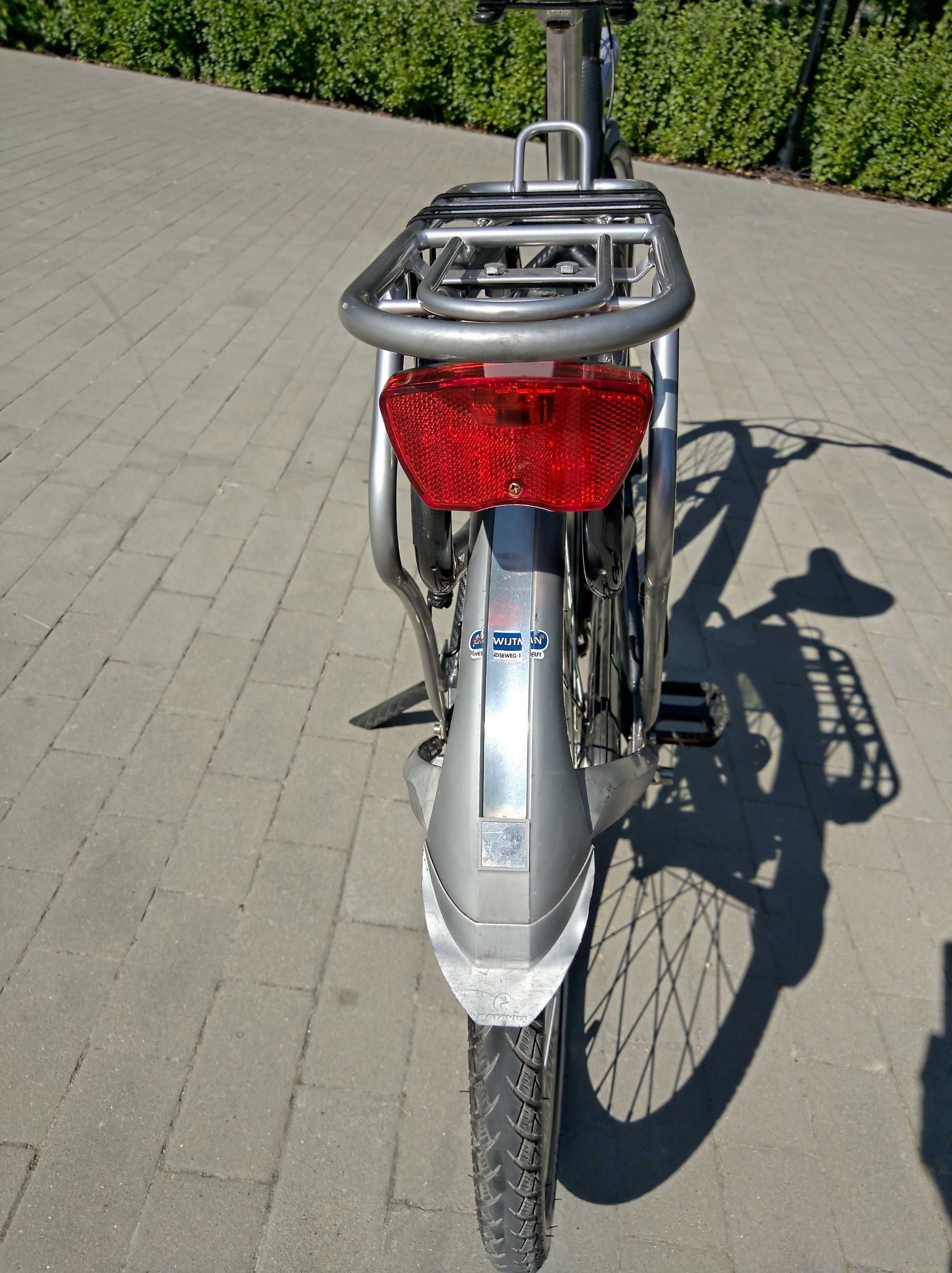 Batavus RUMBA koła 28/rama 48/ham.rolkowe/5 biegów/prądnica/blokada
