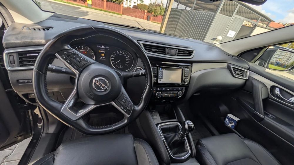 Nissan Qashqai Nissan Qashqai najbogatsza wersja TEKNA