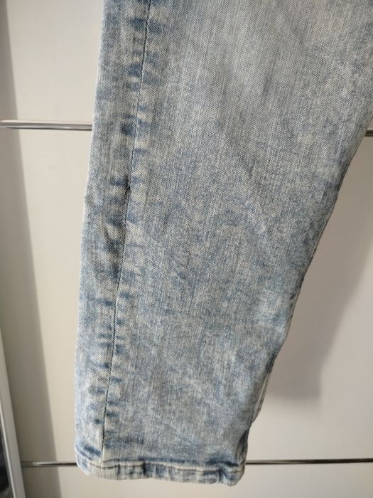 Spodnie damskie jeansy Cropp 42/44