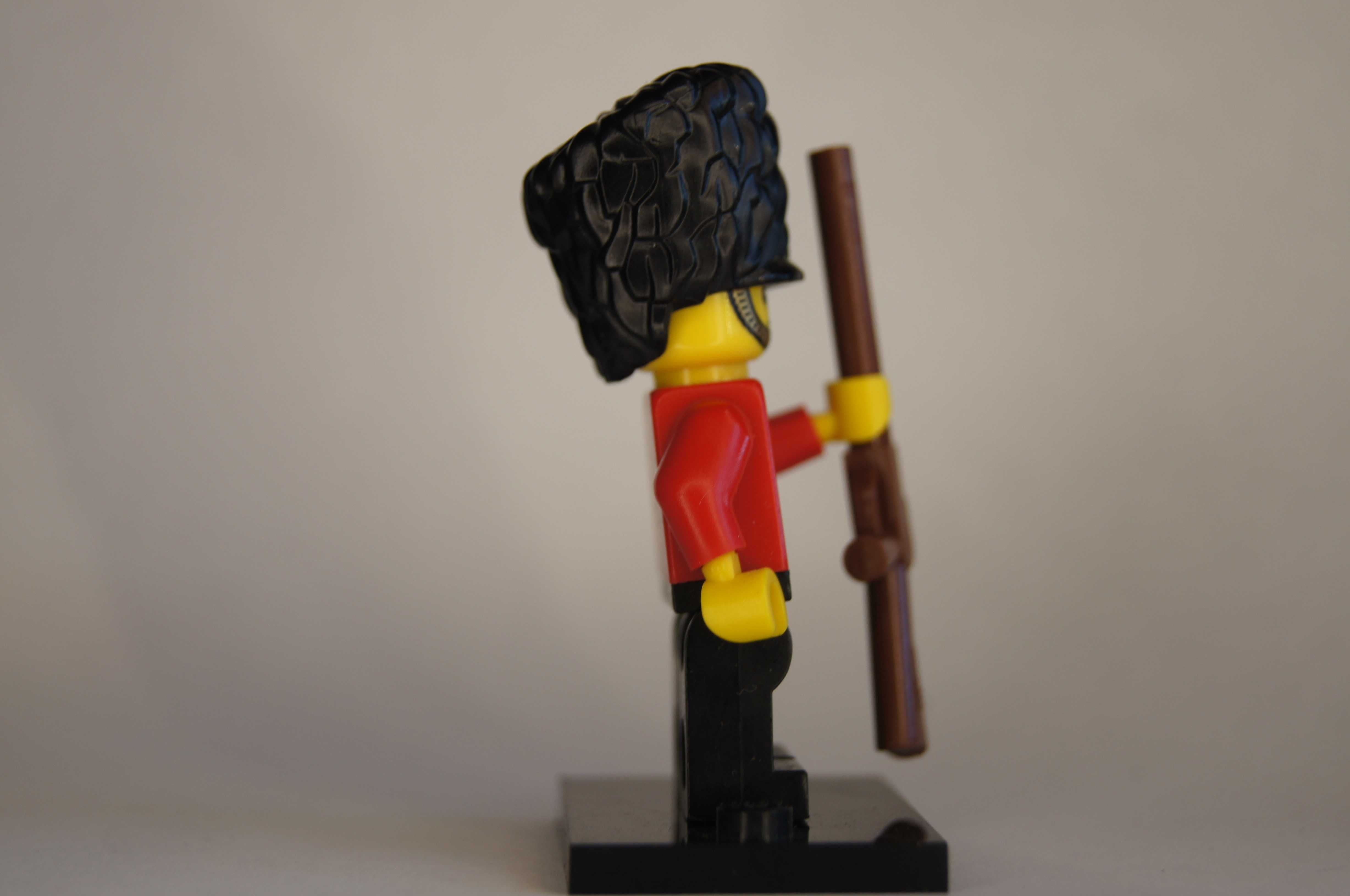 LEGO Minifigures seria 5 col05-3 Royal Guard
