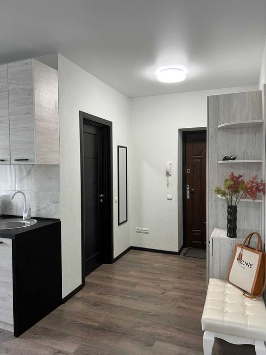 2-на квартира ЛЮКС ЦЕНТР кондиціонер подобово, погодинно 600