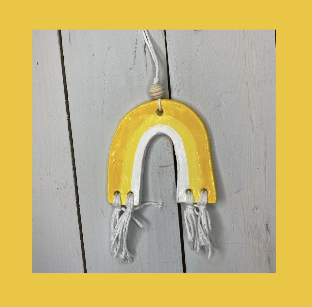 Żółta tęczna ceramiczna boho sznurek zawieszka ozdoba