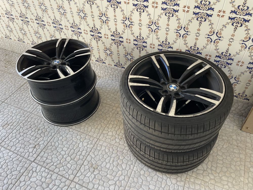 Jantes 19 Com 2 Pneus semi-novos 265/30/19