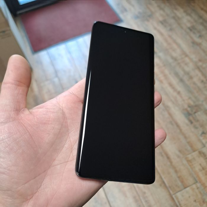 Motorola Edge 50 Pro 12/512Gb (как новый)