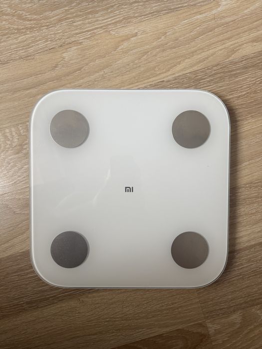Підлогові смарт-ваги Mi Body Composition Scale 2